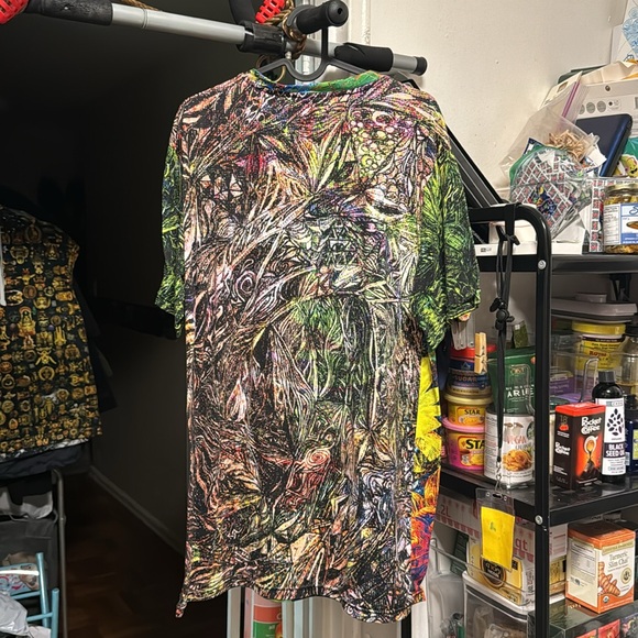 Abstrakjsnc designs summer tshirt XL - Picture 2 of 3